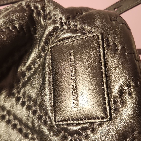 Marc Jacobs Quilted Bucket Bag - Picture 8 of 8